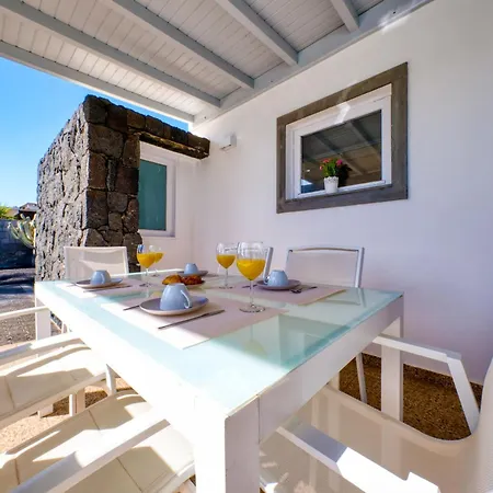 Blue Waves House - Heated Pool, Bbq And Bicycles By Lanzarote Casa de Férias