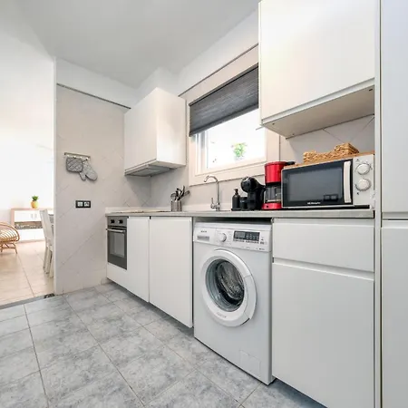 Будинок відпочинку Blue Waves House - Heated Pool, Bbq And Bicycles By Lanzarote Плайя-Бланка