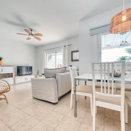 Blue Waves House - Heated Pool, Bbq And Bicycles By Lanzarote פלאיה בלנקה