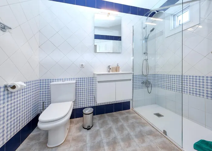 Holiday home Blue Waves House - Heated Pool, Bbq And Bicycles By Lanzarote *