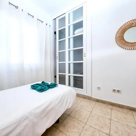 Будинок відпочинку Blue Waves House - Heated Pool, Bbq And Bicycles By Lanzarote