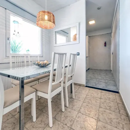 Blue Waves House - Heated Pool, Bbq And Bicycles By Lanzarote *